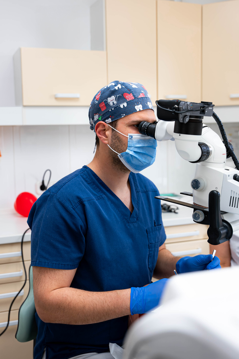 mikroszkópos gyökérkezelés - Budaörs Dental